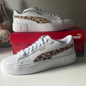 Puma Smash Platform Sneakers White &animal print  size 7.5